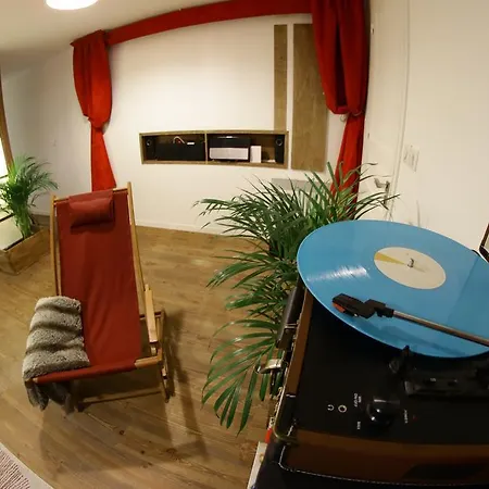 Loft & *